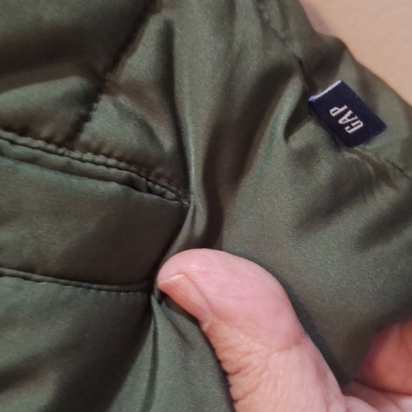 GAP Olive Puffer Jacket - Picture 4 of 8